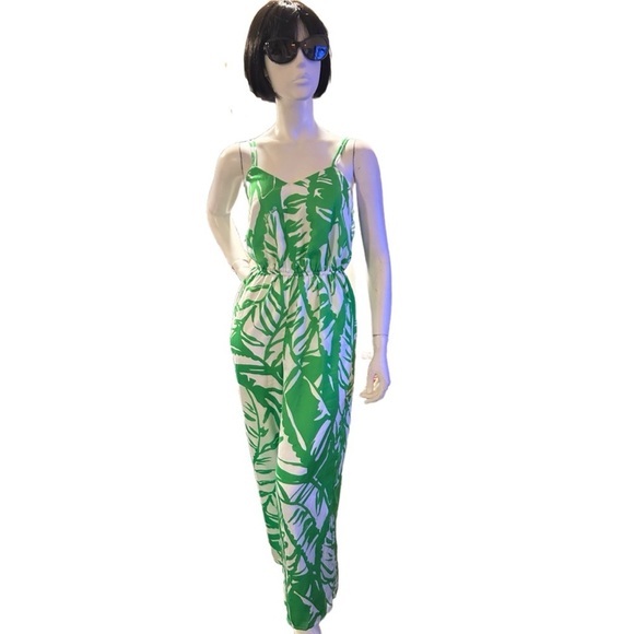 Lilly Pulitzer Green & White Tropical Sleeveless Jumpsuit, Size XS (runs larger) - Picture 2 of 7